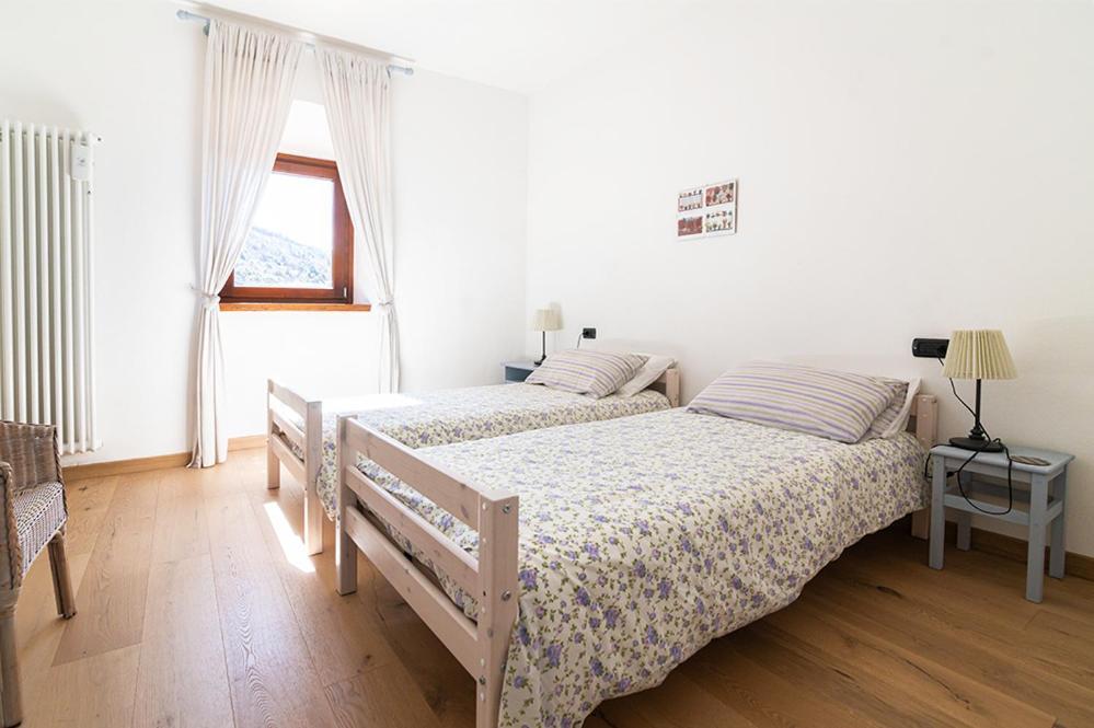 Cottage Lavanda E Rosmarino ラヴィース エクステリア 写真